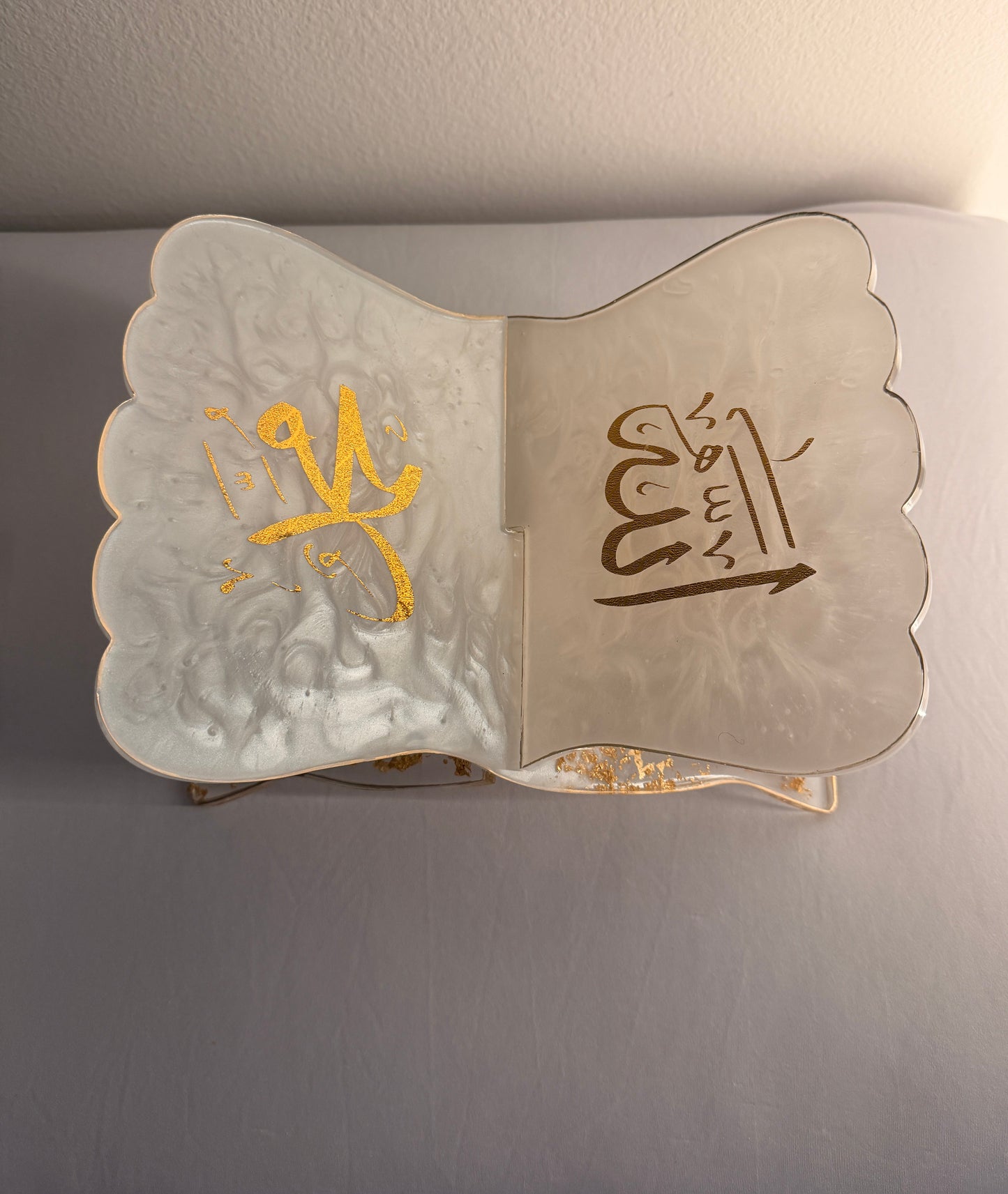 White Quran Holder Rehal