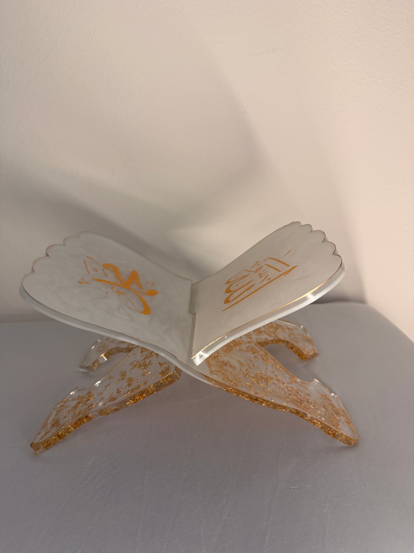 White Quran Holder Rehal